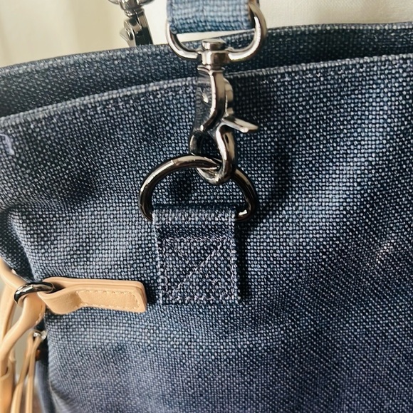 Sherman Tempest Convertible Travel Tote - Picture 16 of 16